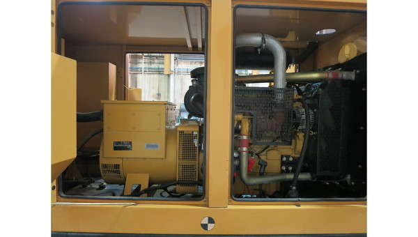 Used Caterpillar D80-4 Diesel Generator, 115 hrs