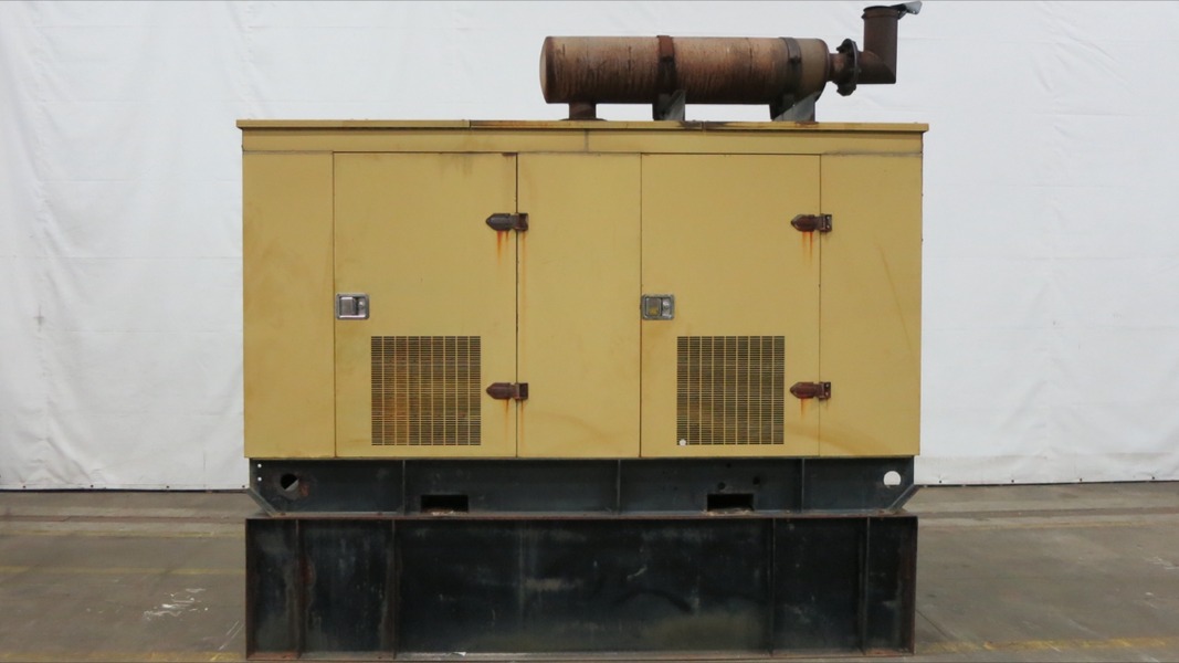 Used Caterpillar 3208 Diesel Generator, 667 Hrs