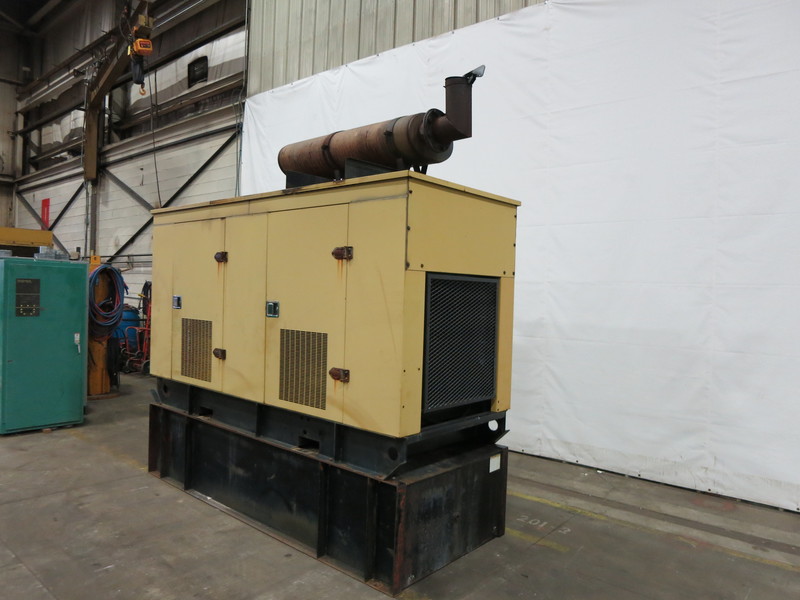 Used Caterpillar 3208 Diesel Generator, 667 Hrs