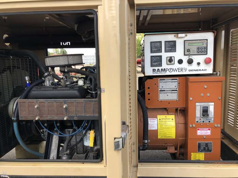 Used Generac SG40 Natural Gas / Propane Generator, 151 Hrs Single Phase