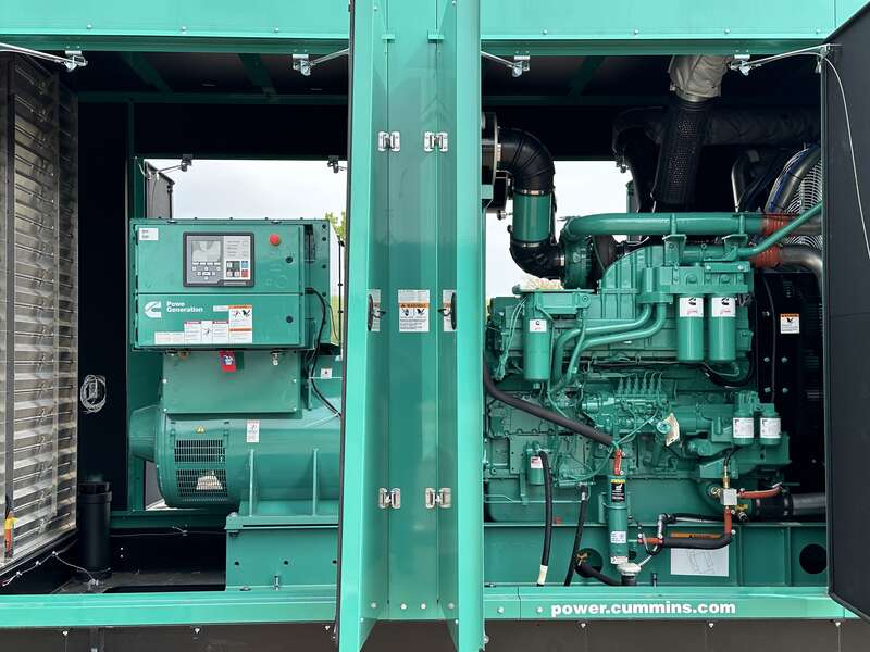 New Cummins DQFAD QST30-G5 NR2 Diesel Generator, EPA Tier 2