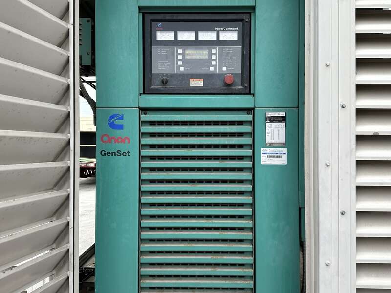 Used Cummins 750DFHA Diesel Generator, 1072 Hrs
