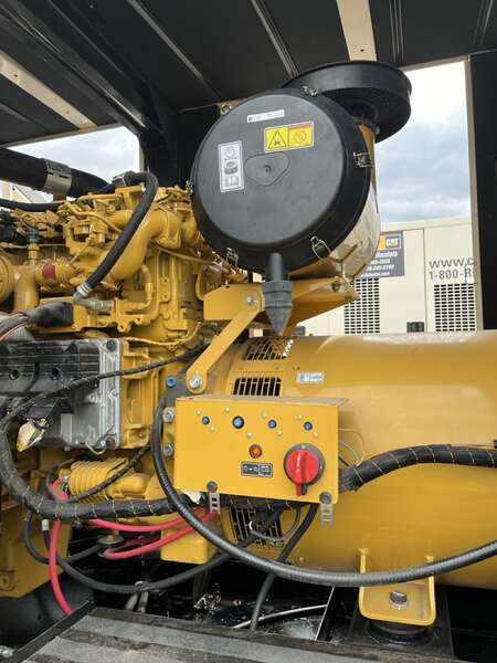 Used Caterpillar XQ425 Rental Grade Diesel Generator, 1703 Hrs, EPA Tier 4F