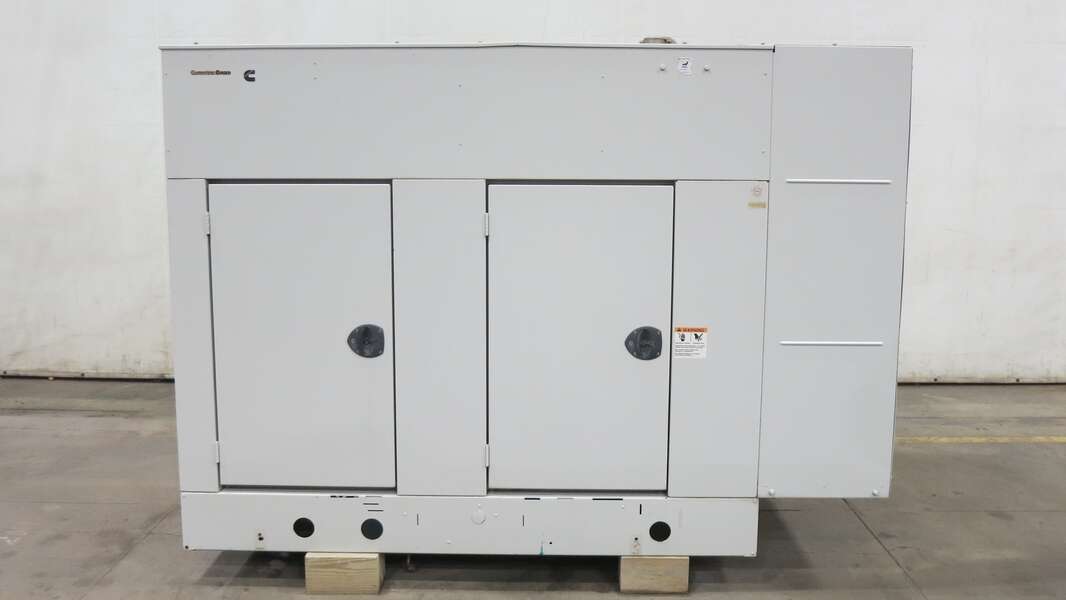 Used Cummins GGFE Natural Gas / Propane Generator, 151 Hrs