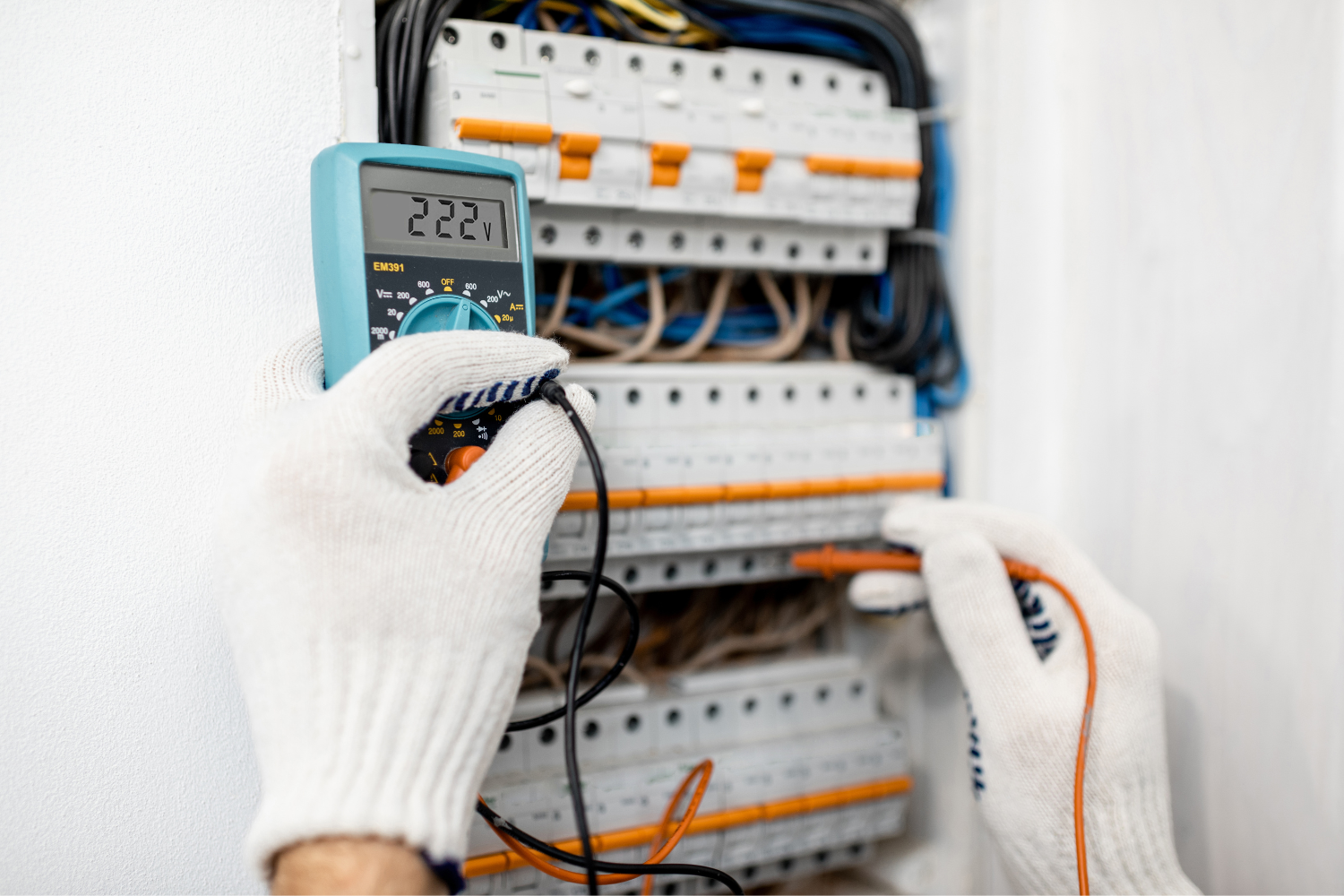 Automatic voltage regulator